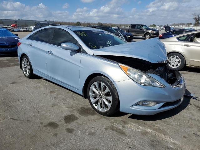 Photo 3 VIN: 5NPEC4AC5CH385088 - HYUNDAI SONATA SE 