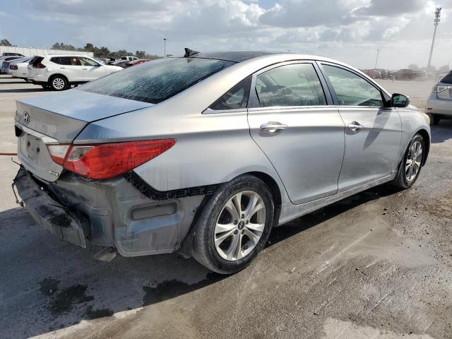 Photo 2 VIN: 5NPEC4AC5CH387147 - HYUNDAI SONATA SE 