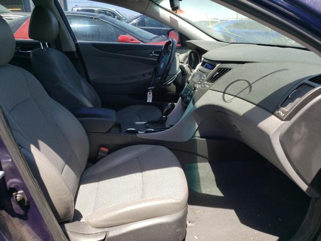 Photo 4 VIN: 5NPEC4AC5CH399296 - HYUNDAI SONATA SE 