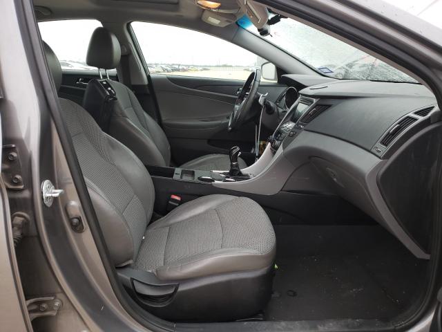 Photo 4 VIN: 5NPEC4AC5CH399993 - HYUNDAI SONATA SE 