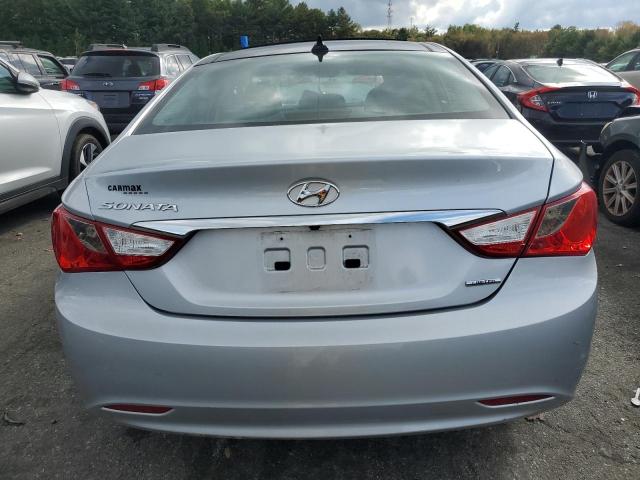 Photo 5 VIN: 5NPEC4AC5CH407493 - HYUNDAI SONATA SE 