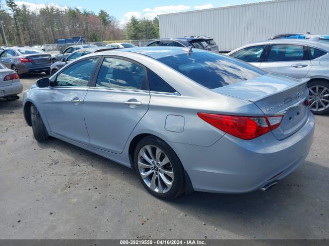 Photo 2 VIN: 5NPEC4AC5CH411611 - HYUNDAI SONATA 