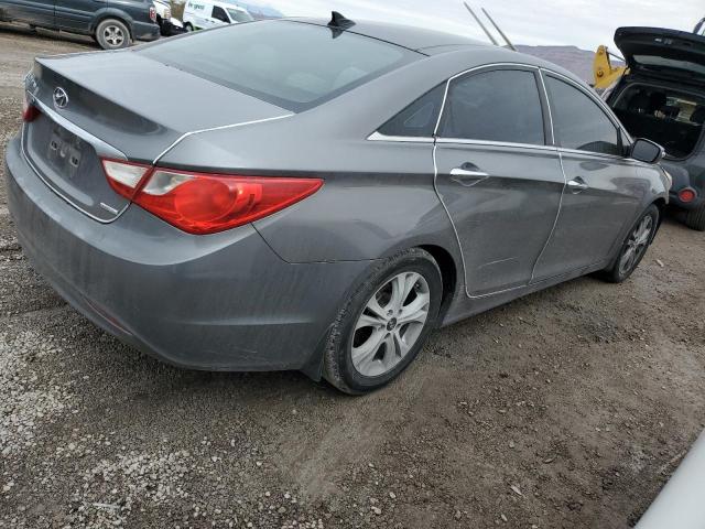 Photo 2 VIN: 5NPEC4AC5CH415013 - HYUNDAI SONATA 