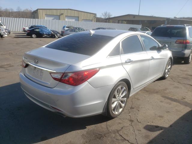 Photo 3 VIN: 5NPEC4AC5CH445841 - HYUNDAI SONATA SE 