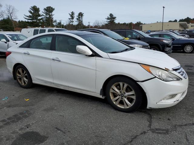 Photo 3 VIN: 5NPEC4AC5CH457469 - HYUNDAI SONATA 