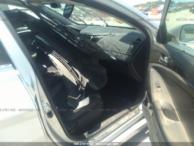 Photo 4 VIN: 5NPEC4AC5CH499849 - HYUNDAI SONATA 