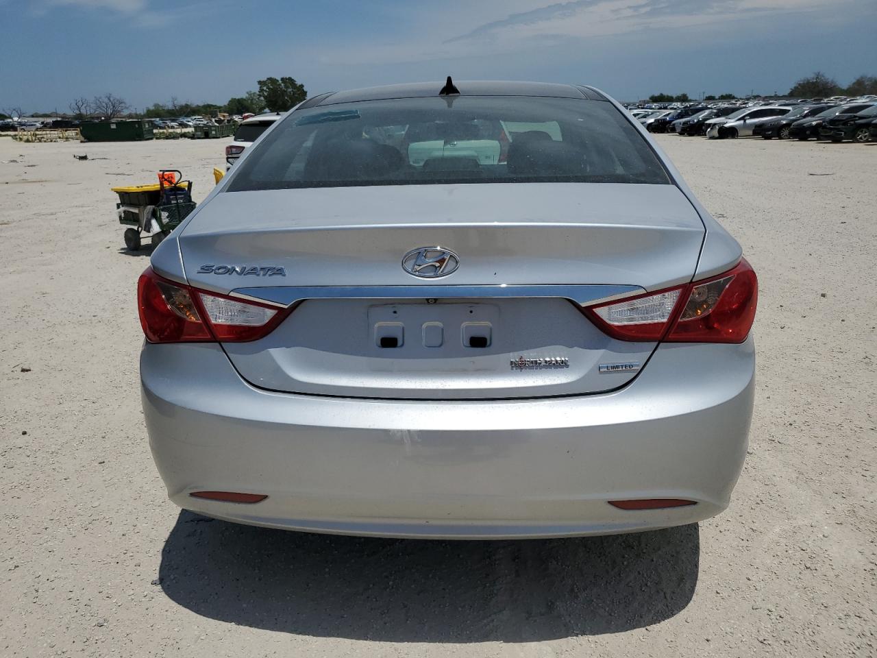 Photo 5 VIN: 5NPEC4AC5DH503786 - HYUNDAI SONATA 