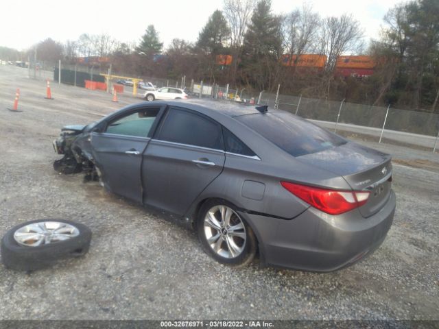 Photo 2 VIN: 5NPEC4AC5DH572686 - HYUNDAI SONATA 