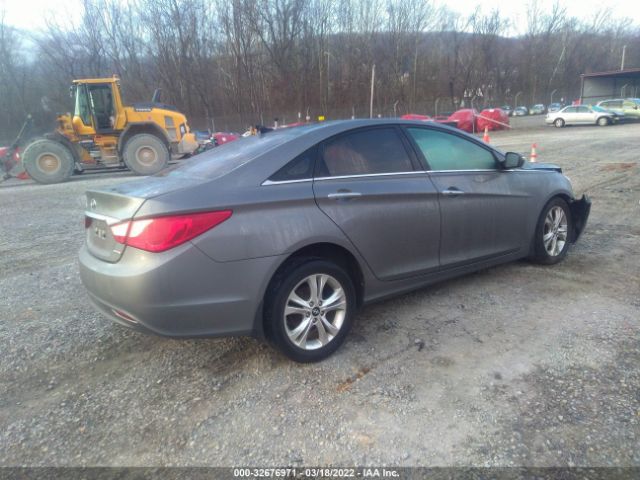 Photo 3 VIN: 5NPEC4AC5DH572686 - HYUNDAI SONATA 