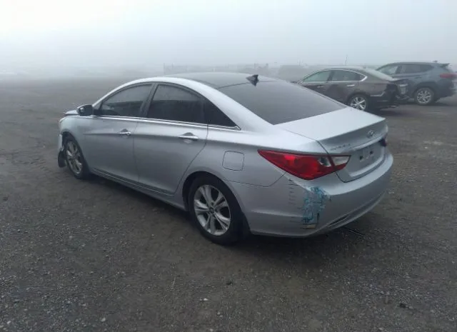 Photo 2 VIN: 5NPEC4AC5DH628156 - HYUNDAI SONATA 