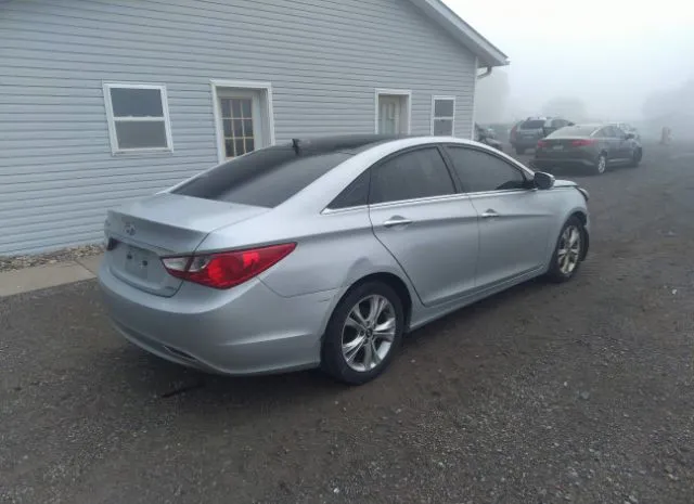 Photo 3 VIN: 5NPEC4AC5DH628156 - HYUNDAI SONATA 