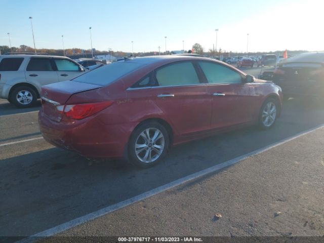 Photo 3 VIN: 5NPEC4AC5DH635933 - HYUNDAI SONATA 