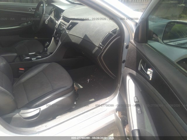 Photo 4 VIN: 5NPEC4AC5DH639741 - HYUNDAI SONATA 