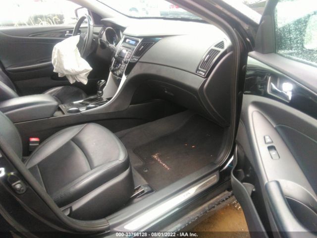 Photo 4 VIN: 5NPEC4AC5DH665868 - HYUNDAI SONATA 