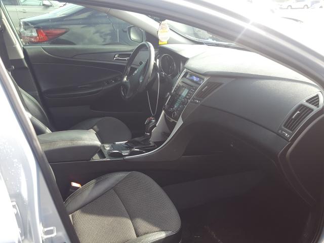 Photo 4 VIN: 5NPEC4AC5DH669399 - HYUNDAI SONATA SE 