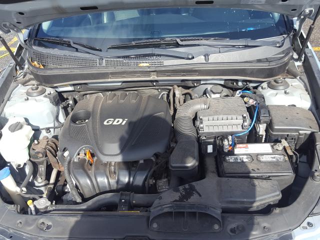 Photo 6 VIN: 5NPEC4AC5DH669399 - HYUNDAI SONATA SE 