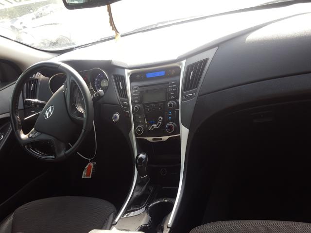 Photo 8 VIN: 5NPEC4AC5DH669399 - HYUNDAI SONATA SE 