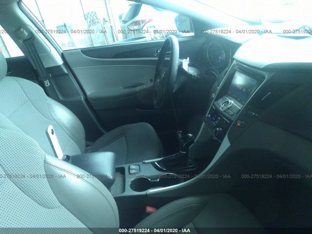 Photo 4 VIN: 5NPEC4AC5DH791924 - HYUNDAI SONATA 