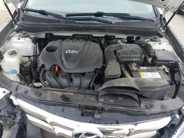 Photo 6 VIN: 5NPEC4AC5DH802825 - HYUNDAI SONATA SE 