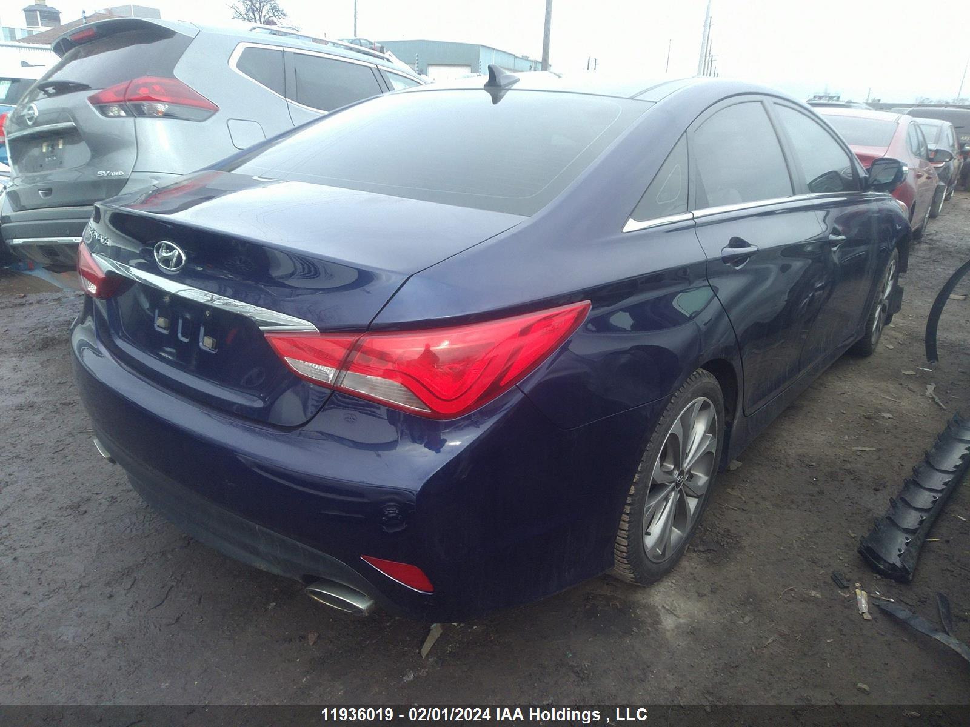 Photo 3 VIN: 5NPEC4AC5EH885092 - HYUNDAI SONATA 