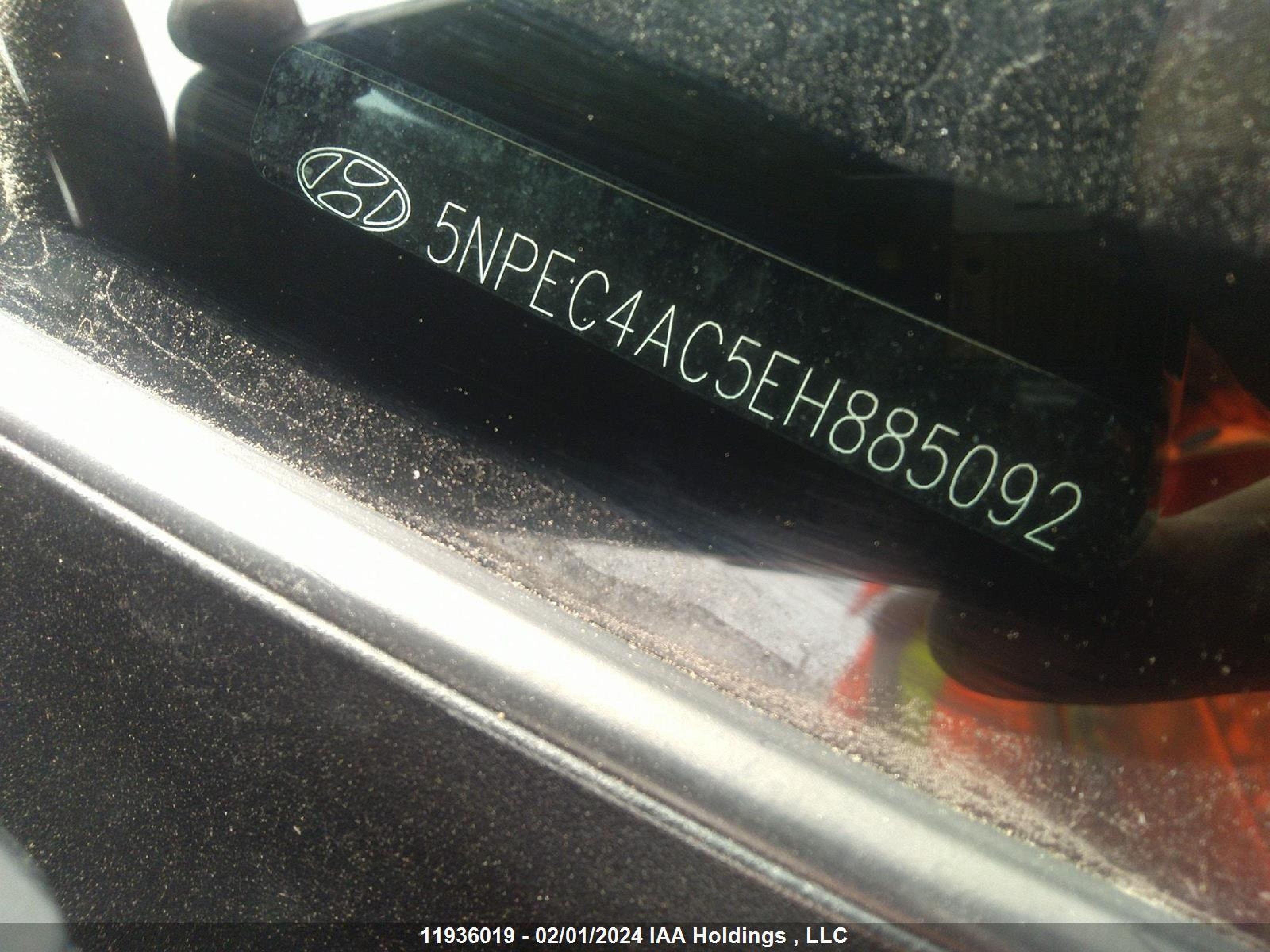 Photo 8 VIN: 5NPEC4AC5EH885092 - HYUNDAI SONATA 