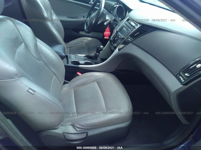 Photo 4 VIN: 5NPEC4AC5EH913618 - HYUNDAI SONATA 