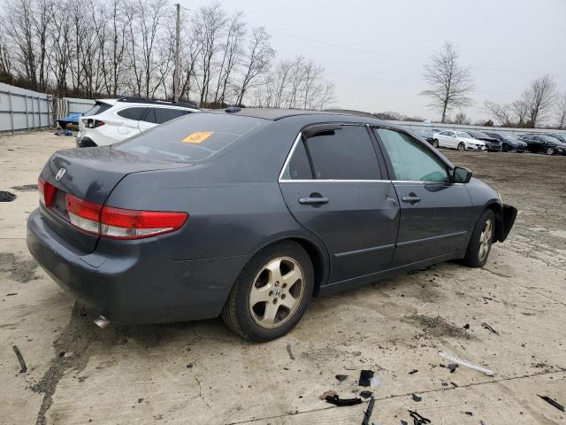 Photo 2 VIN: 5NPEC4AC6BH000460 - HONDA ACCORD 