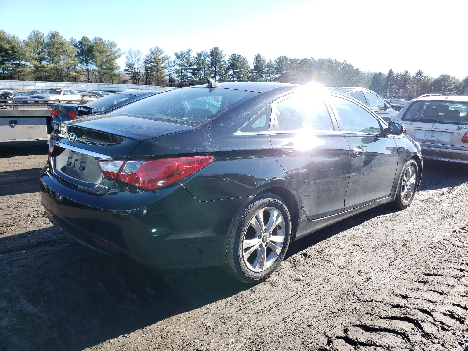 Photo 3 VIN: 5NPEC4AC6BH017985 - HYUNDAI SONATA SE 