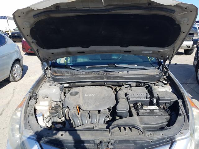 Photo 6 VIN: 5NPEC4AC6BH020983 - HYUNDAI SONATA SE 