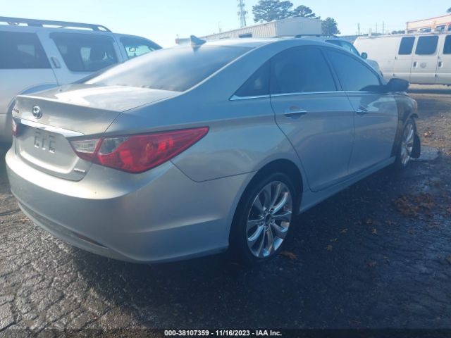 Photo 3 VIN: 5NPEC4AC6BH024385 - HYUNDAI SONATA 