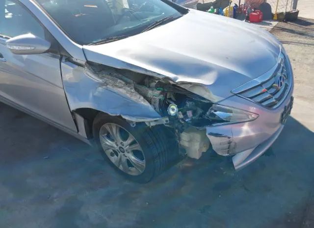 Photo 5 VIN: 5NPEC4AC6BH088782 - HYUNDAI SONATA 