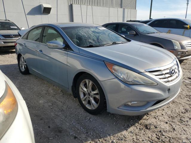 Photo 3 VIN: 5NPEC4AC6BH105127 - HYUNDAI SONATA 