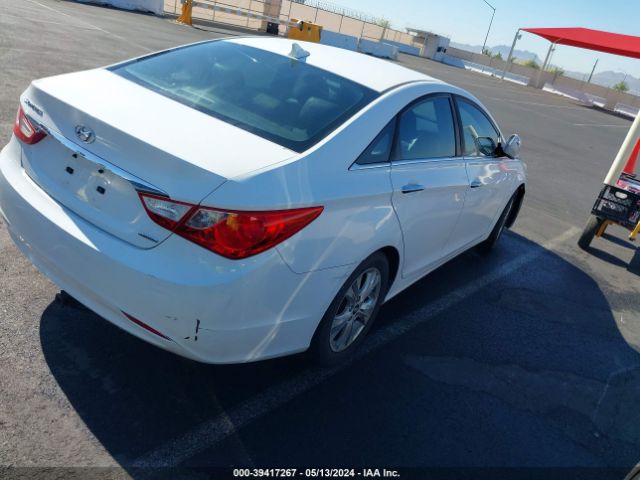 Photo 3 VIN: 5NPEC4AC6BH106195 - HYUNDAI SONATA 