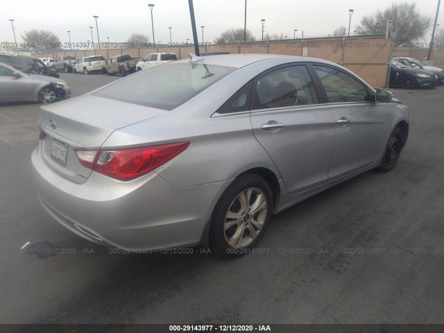 Photo 3 VIN: 5NPEC4AC6BH141674 - HYUNDAI SONATA 