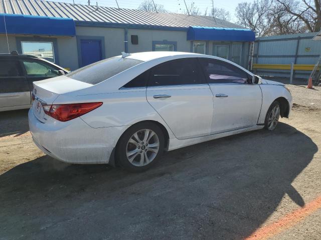 Photo 2 VIN: 5NPEC4AC6BH143179 - HYUNDAI SONATA SE 