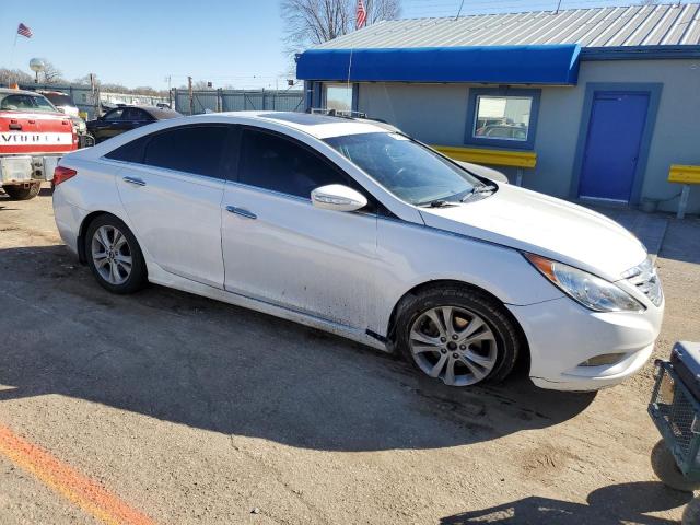 Photo 3 VIN: 5NPEC4AC6BH143179 - HYUNDAI SONATA SE 