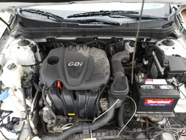 Photo 6 VIN: 5NPEC4AC6BH165618 - HYUNDAI SONATA SE 