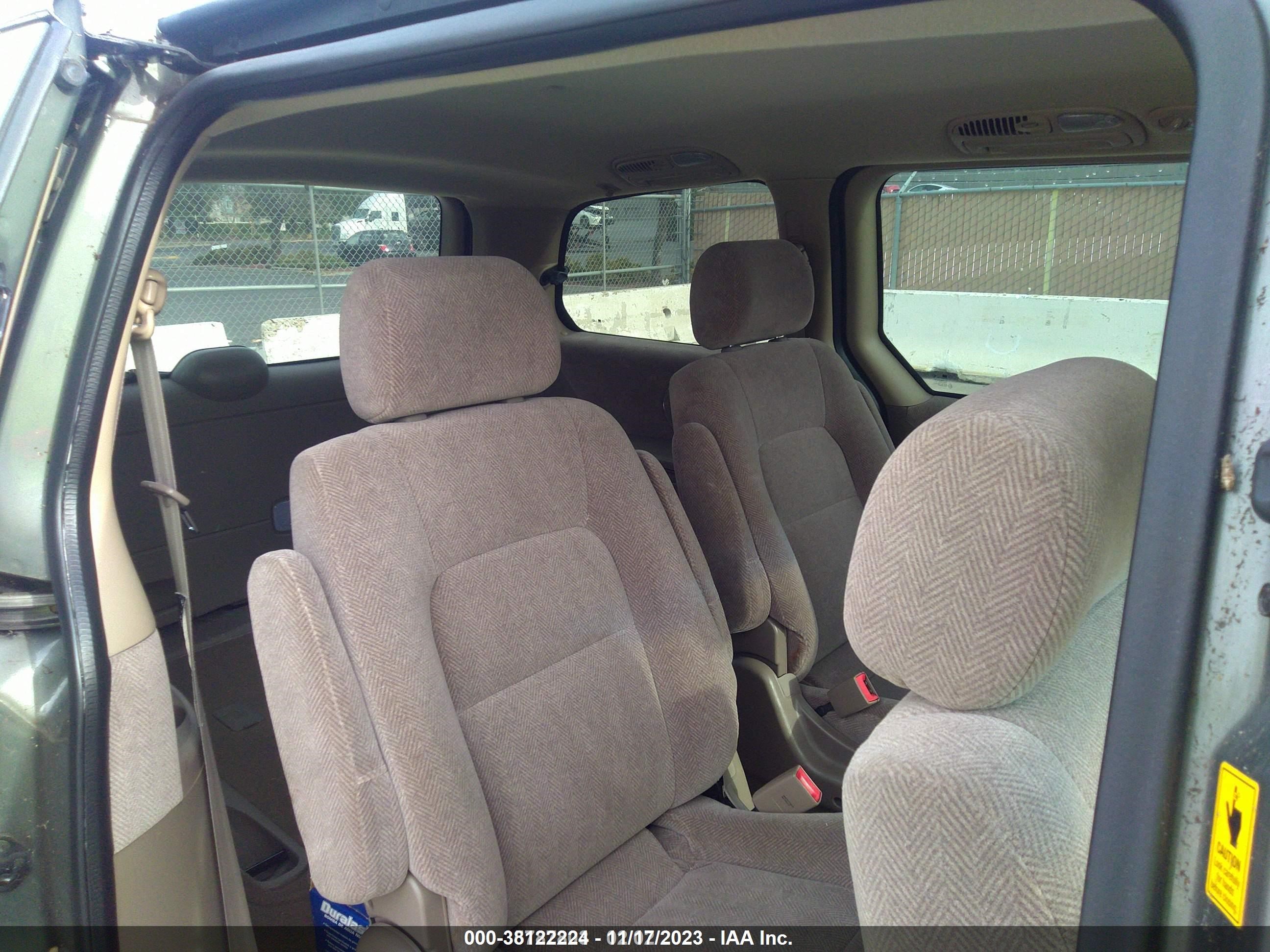 Photo 7 VIN: 5NPEC4AC6BH181320 - KIA SEDONA 