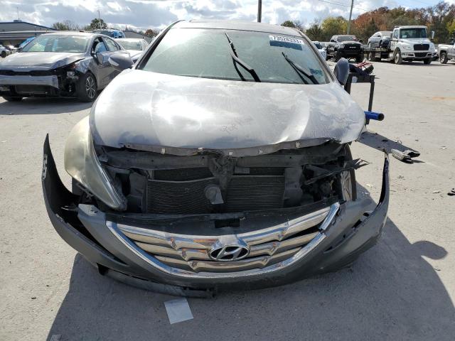 Photo 4 VIN: 5NPEC4AC6BH256470 - HYUNDAI SONATA 