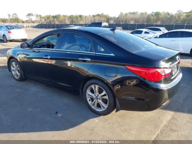 Photo 2 VIN: 5NPEC4AC6BH257120 - HYUNDAI SONATA 