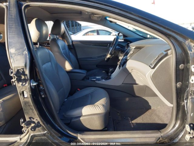 Photo 4 VIN: 5NPEC4AC6BH257120 - HYUNDAI SONATA 