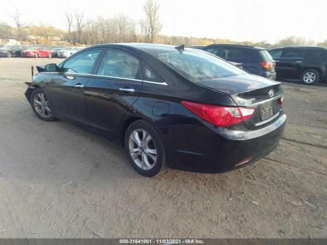 Photo 2 VIN: 5NPEC4AC6BH262558 - HYUNDAI SONATA 