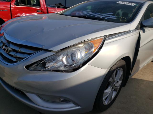 Photo 8 VIN: 5NPEC4AC6BH281322 - HYUNDAI SONATA SE 