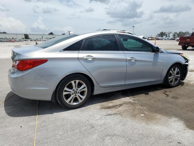 Photo 2 VIN: 5NPEC4AC6BH284608 - HYUNDAI SONATA 