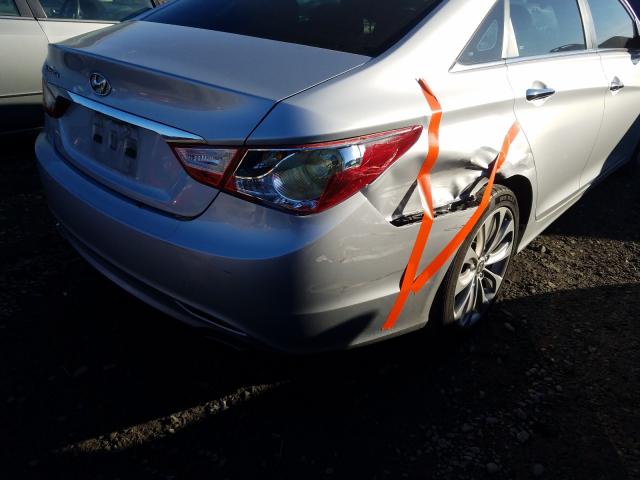 Photo 8 VIN: 5NPEC4AC6BH285032 - HYUNDAI SONATA SE 