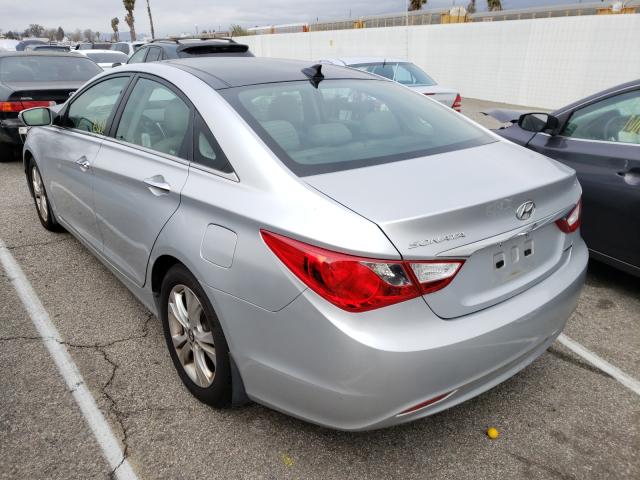 Photo 2 VIN: 5NPEC4AC6CH333436 - HYUNDAI SONATA SE 