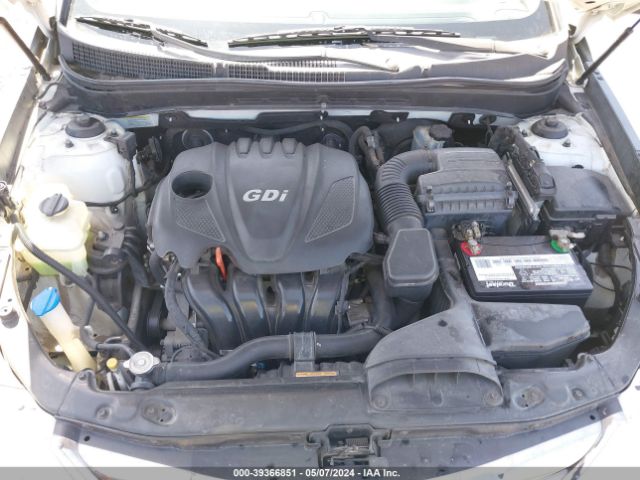 Photo 9 VIN: 5NPEC4AC6CH363357 - HYUNDAI SONATA 