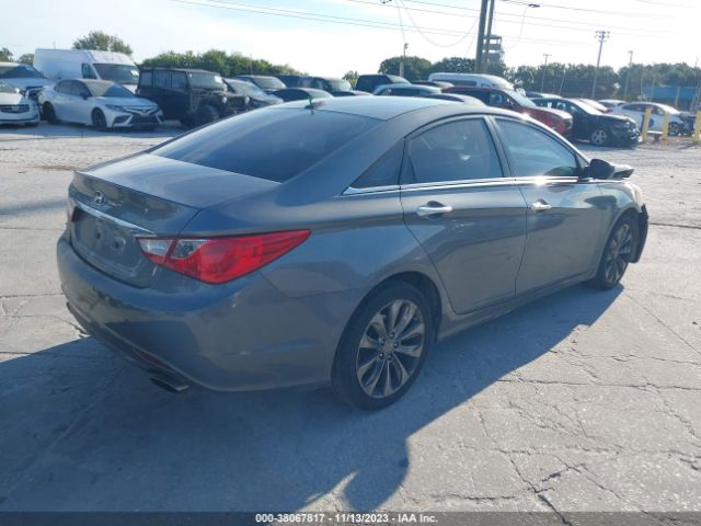 Photo 3 VIN: 5NPEC4AC6CH367442 - HYUNDAI SONATA 