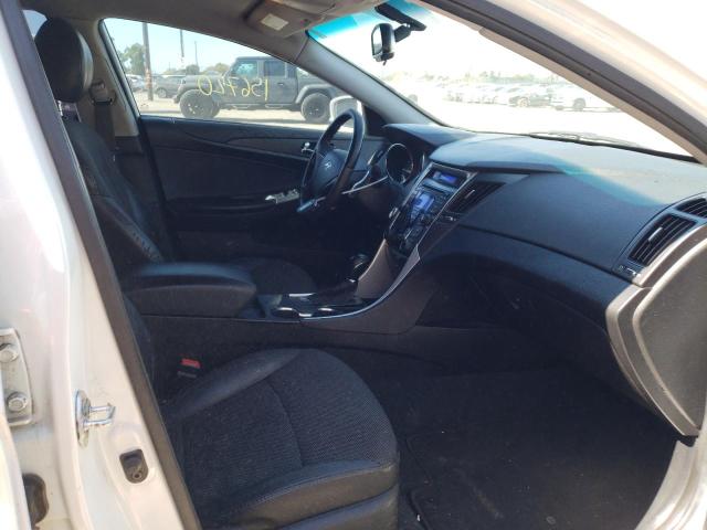 Photo 4 VIN: 5NPEC4AC6CH370616 - HYUNDAI SONATA SE 