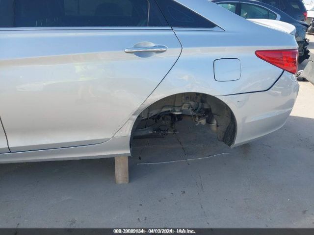 Photo 5 VIN: 5NPEC4AC6CH378277 - HYUNDAI SONATA 